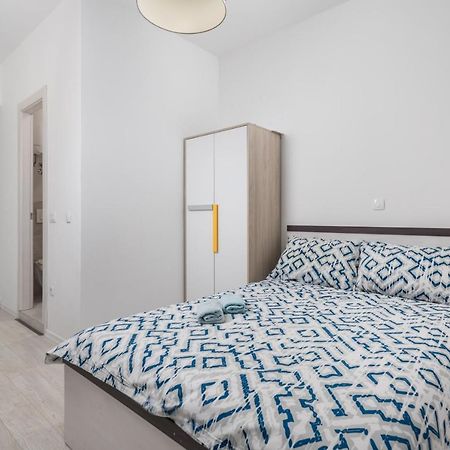 Studio Apartments Fran'S Rijeka Extérieur photo